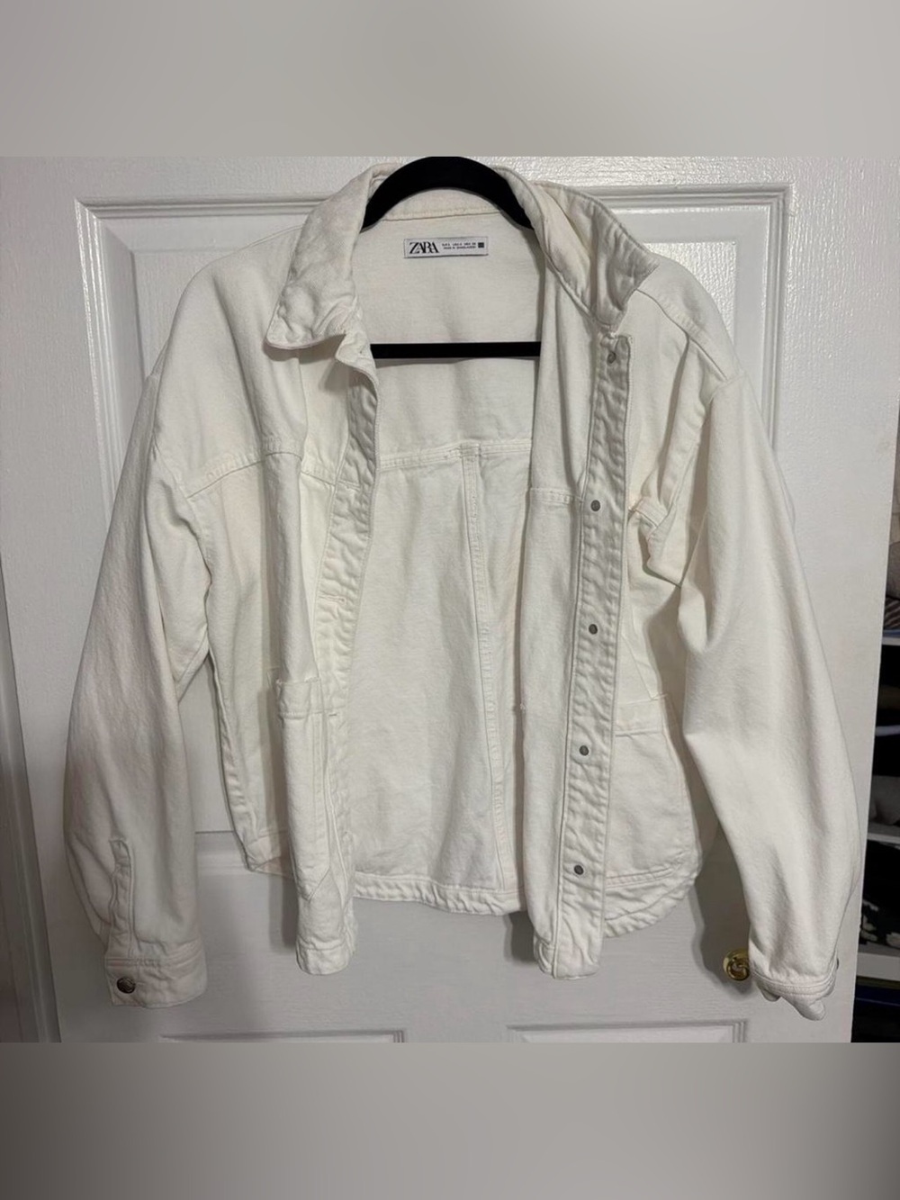 Zara Off-White Denim Jacket - Classic Button Front